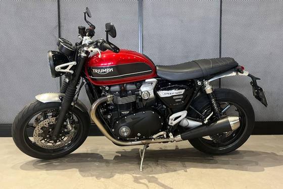 TRIUMPH SPEED TWIN TRIUMPH SPEED TWIN